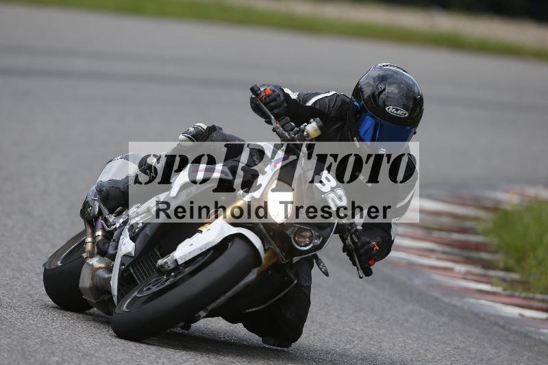 /Archiv-2024/29 12.06.2024 MOTO.CH Track Day ADR/Gruppe gelb/82